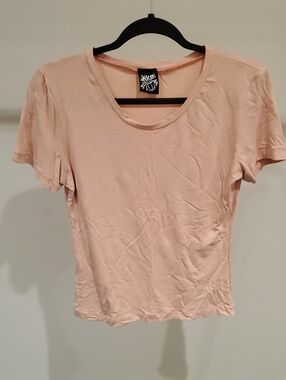 Lilikoi - Soft Pink Women’s Scoop Neck Tee